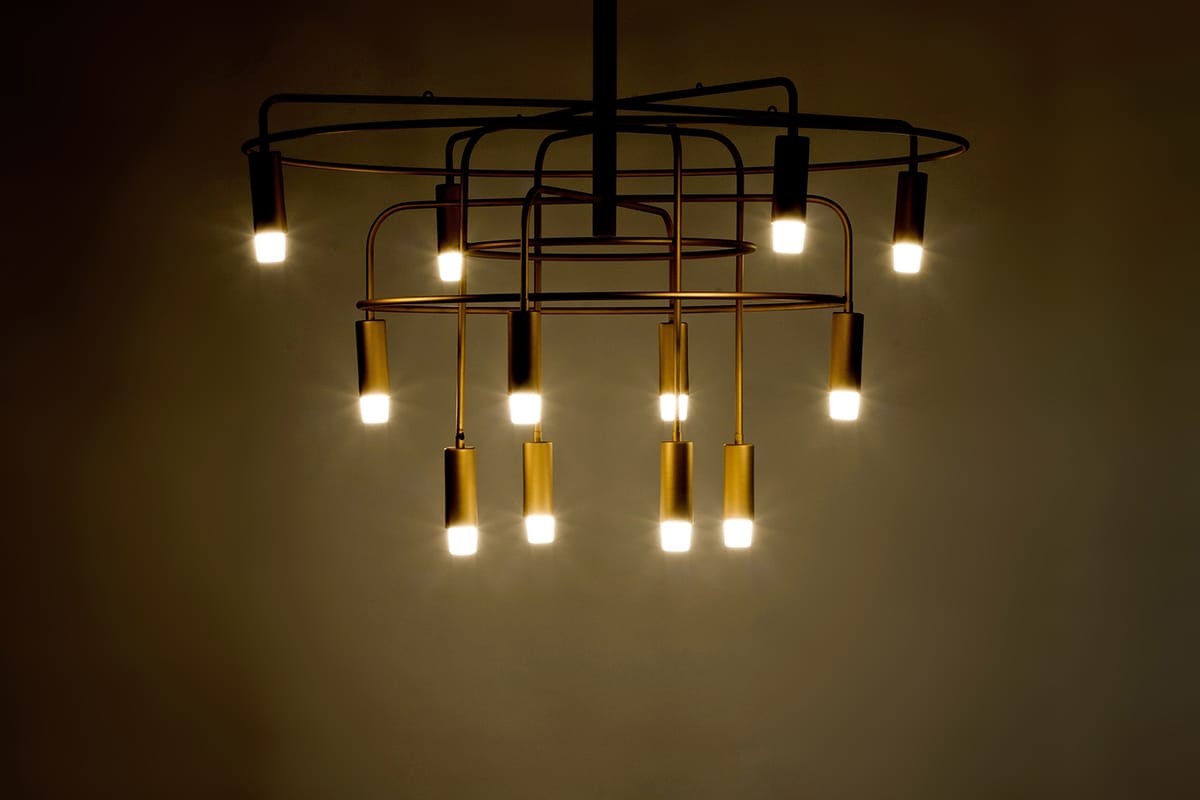 Moderne kroonluchter met meerdere lampen