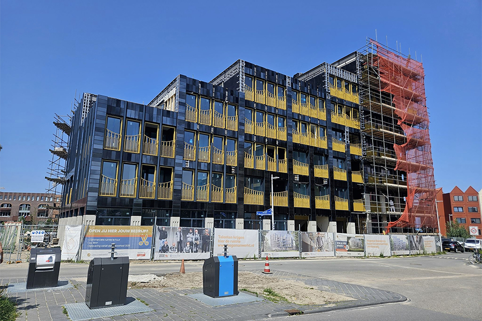 Handleiding voor brandveilige gevels: houtskeletbouw brandveilig maken, getest en bewezen 1