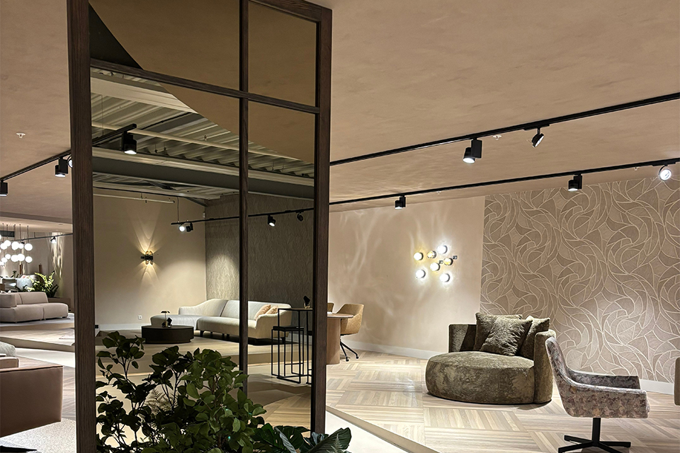 Exclusive wooden interior doors are icing on the cake of new Designers House 1