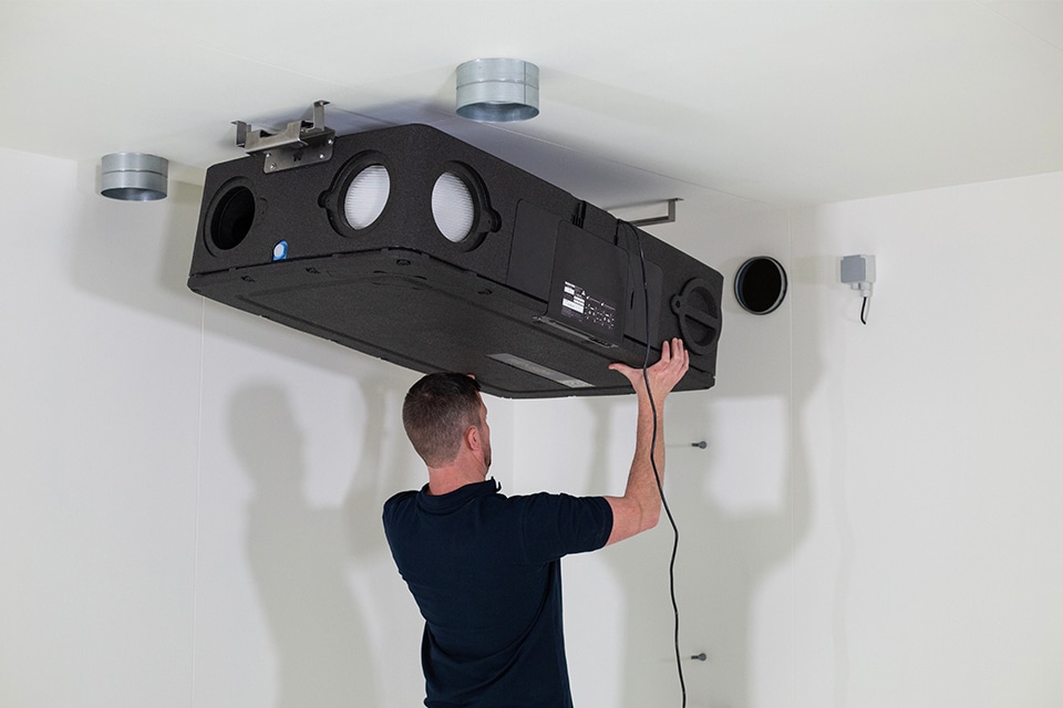 Presentation of demand-controlled ventilation units with heat recovery 2