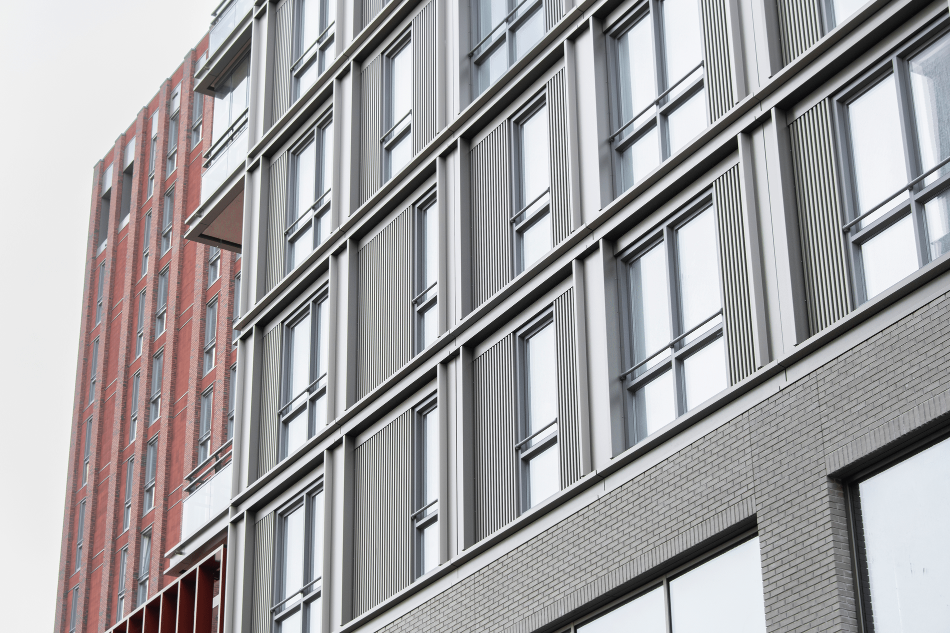 Gevelbekleding geeft woontorens MIX Amsterdam eigenheid en karakter 3