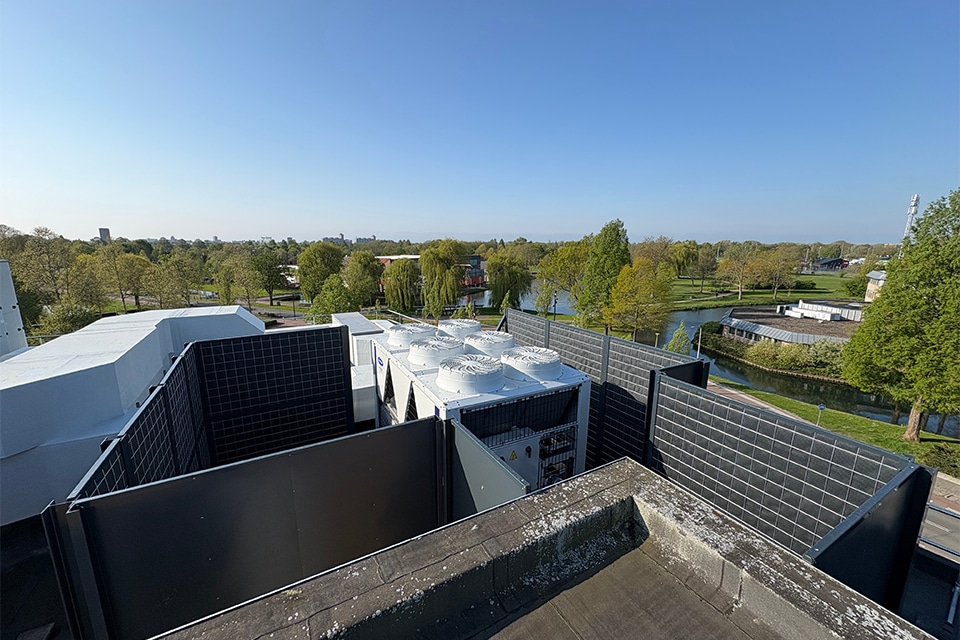 Geluidsoplossing vraagt om maatwerk op het dak 1